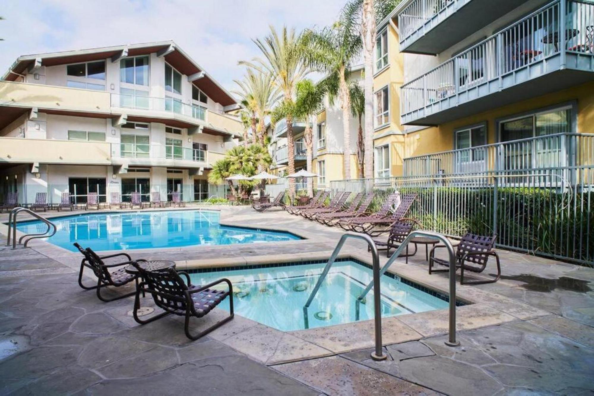 Topaz Haven-top Floor High-rise Ocean View *