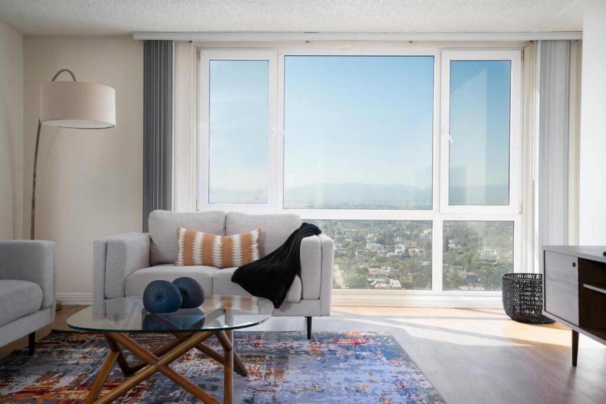 Apartment Topaz Haven-top Floor High-rise Ocean View *